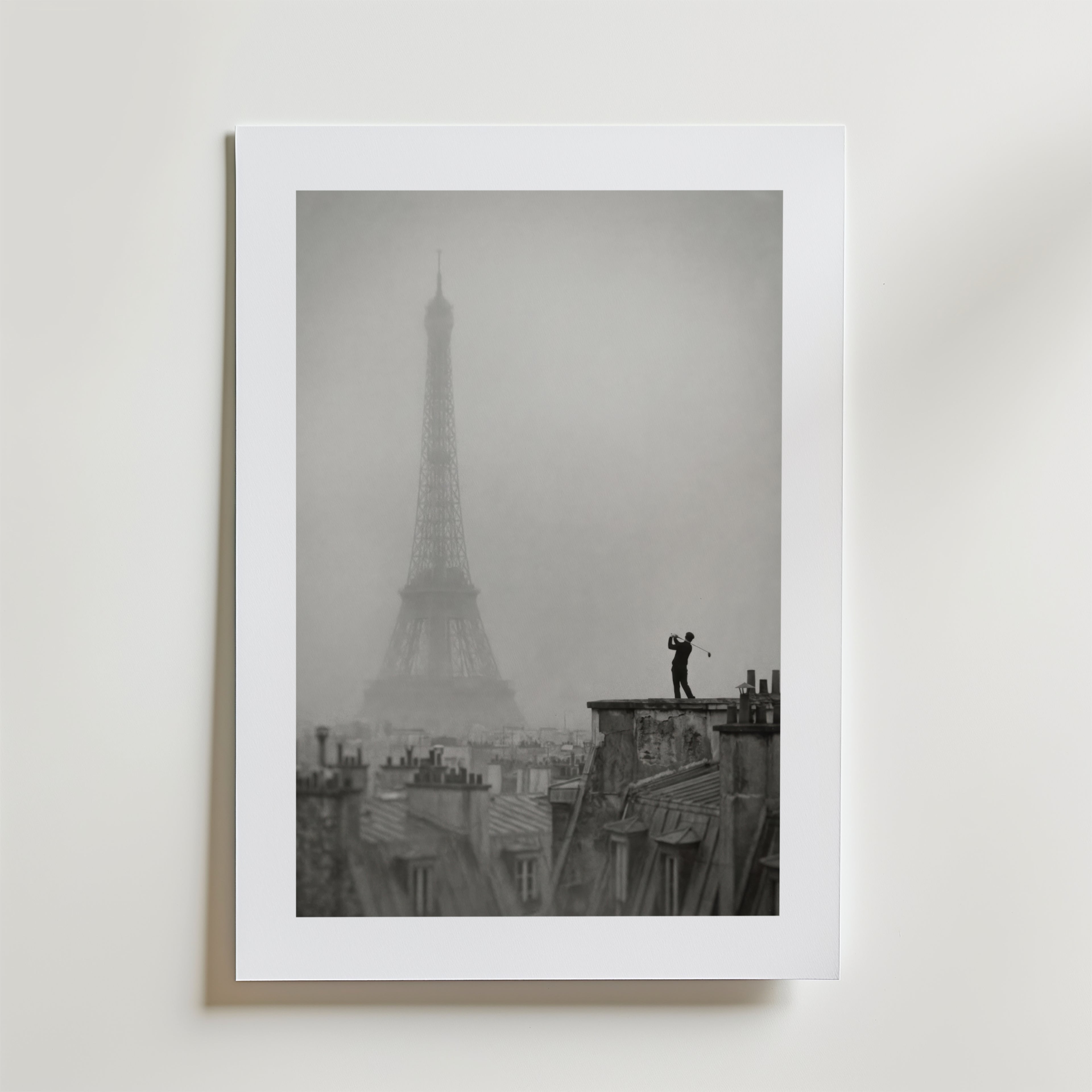 Parisian Fog Prestige – stilfullt konsttryck från Bozetto, tryckt på matt finpapper