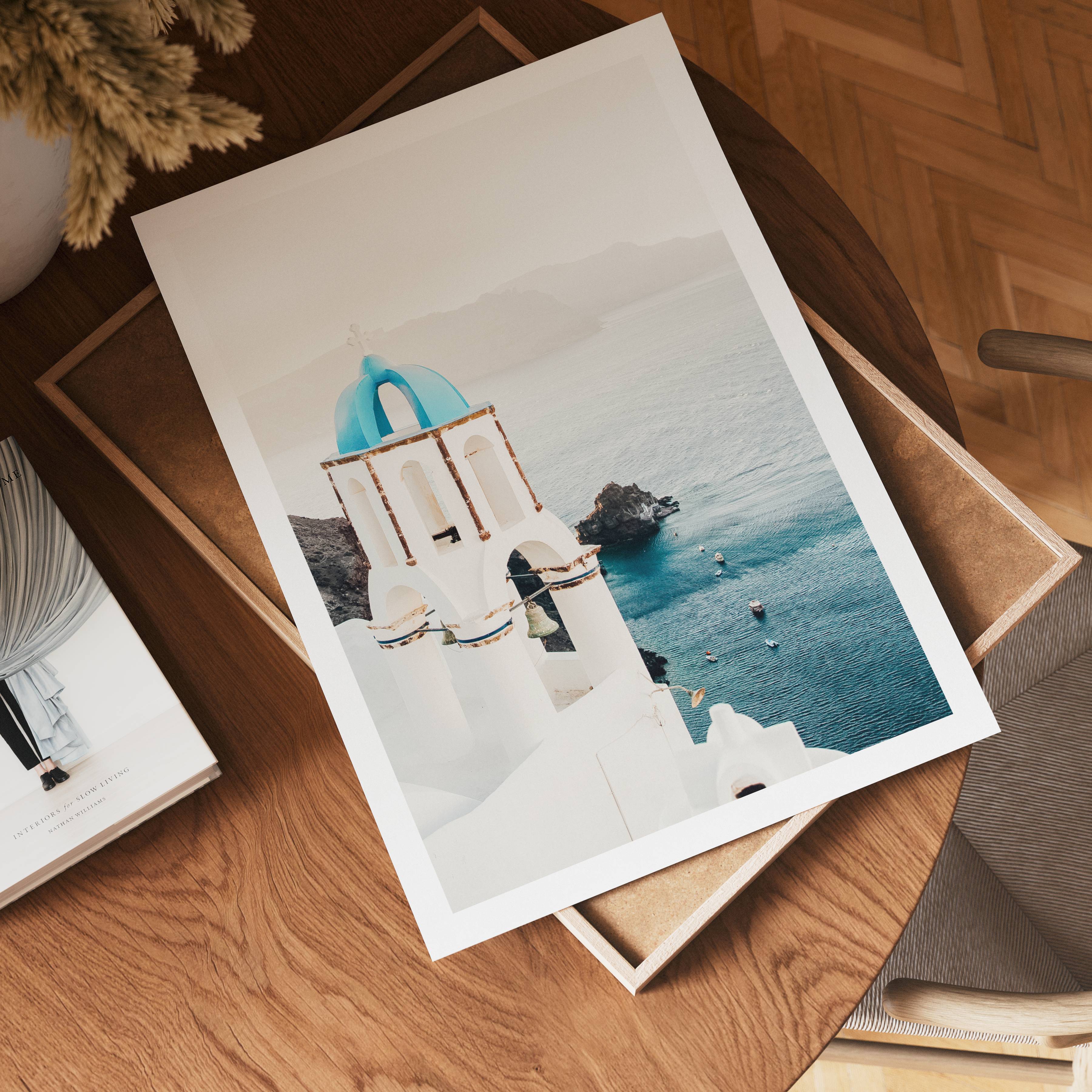 Aegean Cliffside Chapel Poster – poster väggdekoration