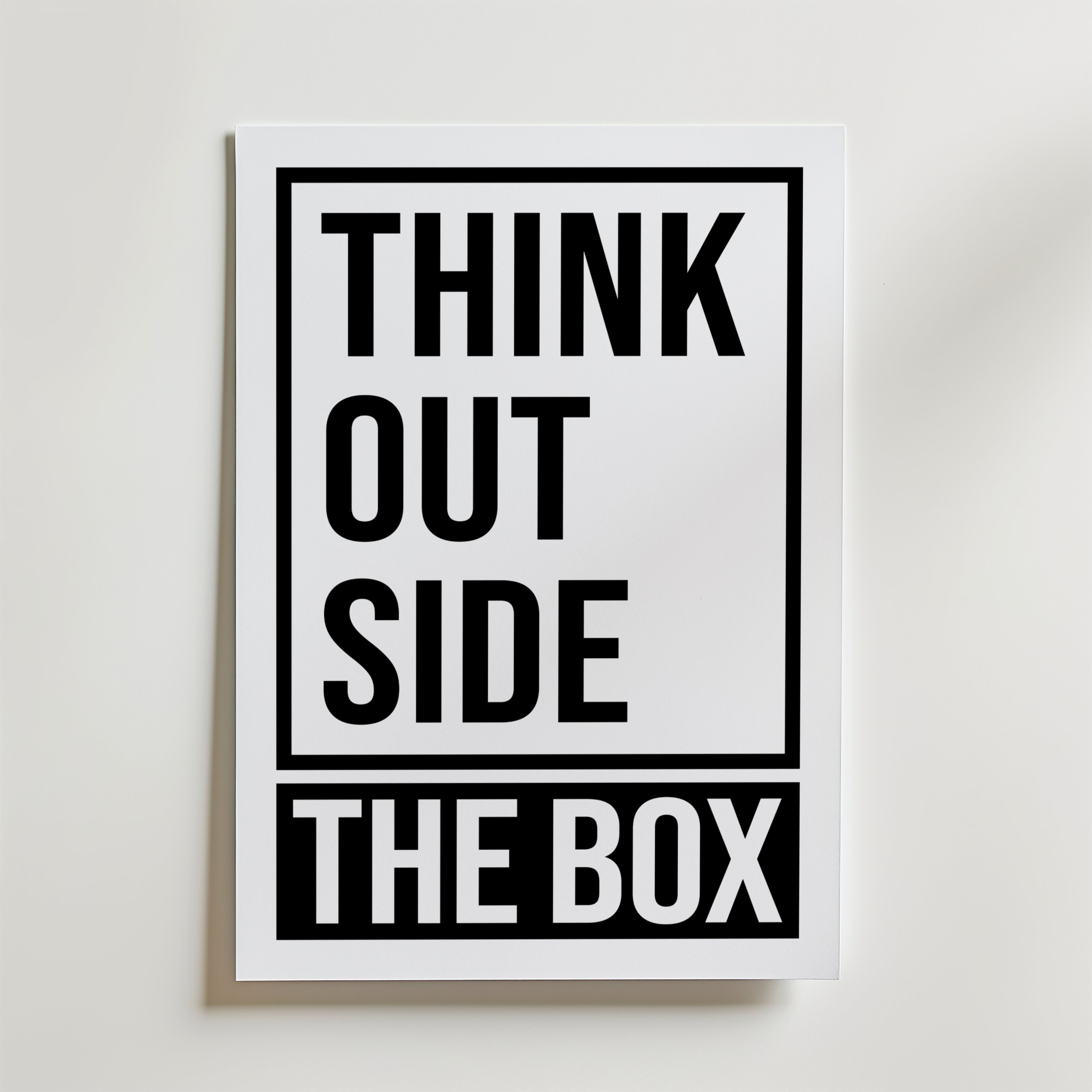Storleksjämförelse för Think Outside The Box affisch – Bozetto erbjuder flera format