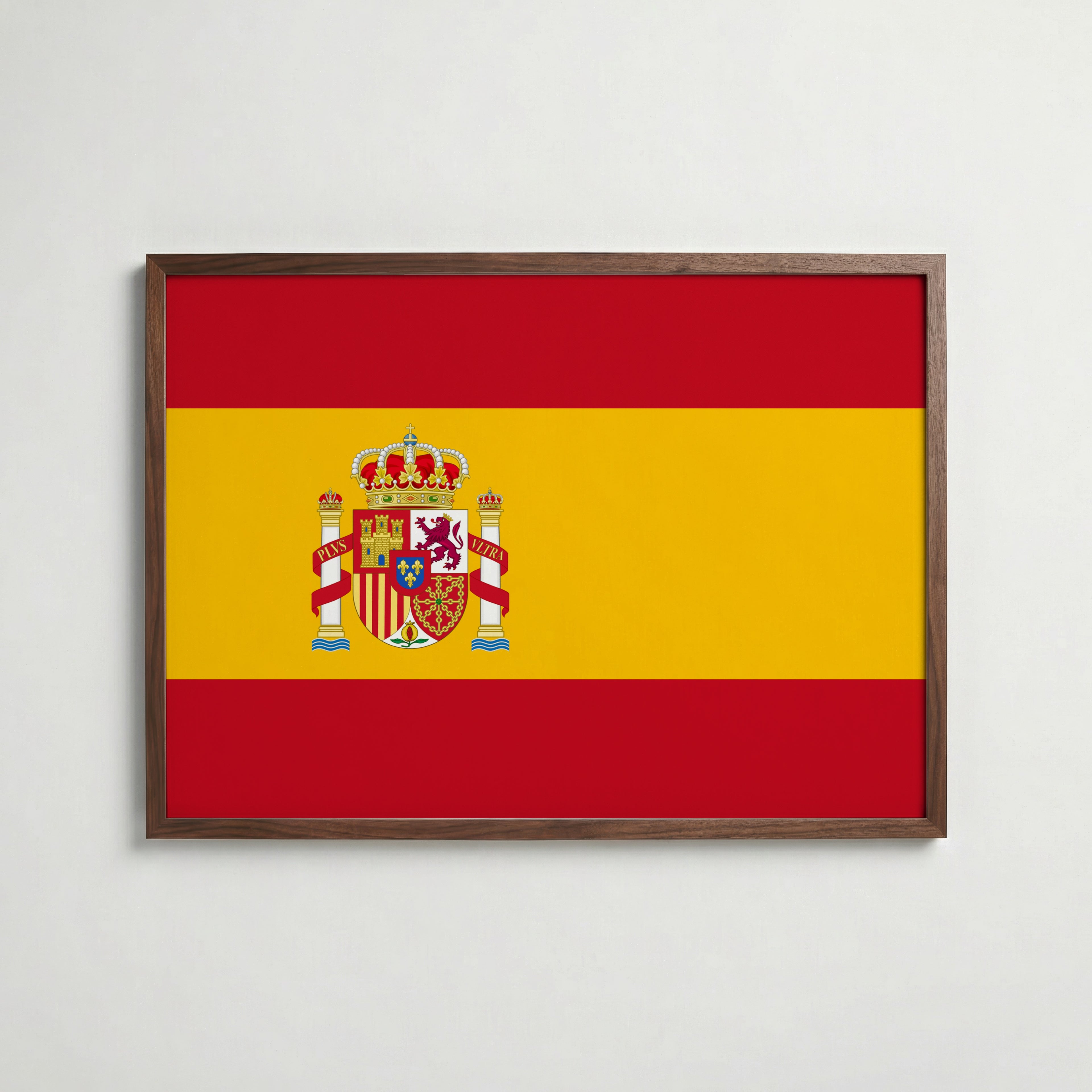 Spain National Flag Poster i valnötsram – varm konstaffisch för hemmet från Bozetto