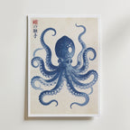 Indigo Octopus – stilfullt konsttryck från Bozetto, tryckt på matt finpapper i hög tryckkvalitet