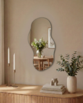 Hornavan – Asymmetrisk spegel 40×80 cm – stilren designspegel för hall, badrum eller sovrum hos Bozetto