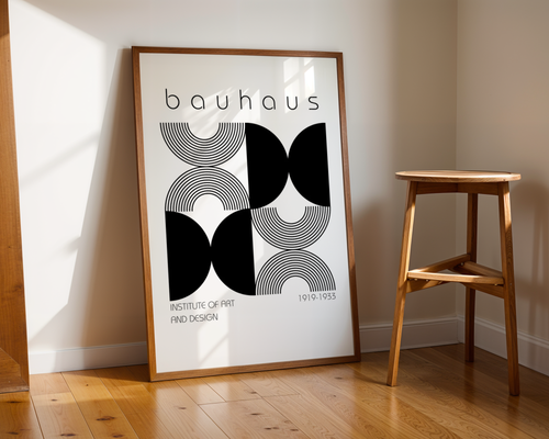Mockup av Bauhaus Monochrome Pattern affisch på vägg – köp enkelt hos Bozetto i hög kvalitet