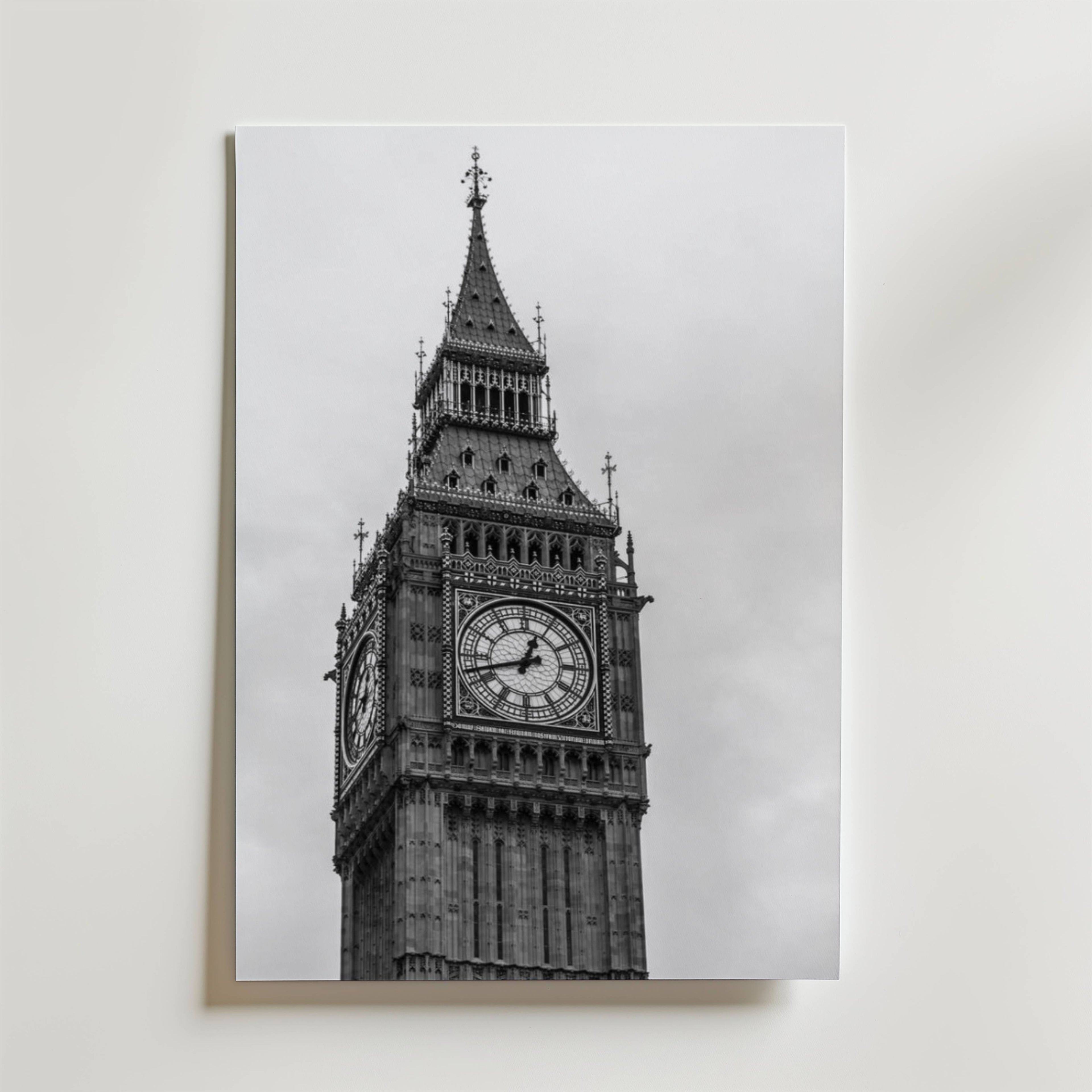 Big Ben London Poster – En tidlös svartvit poster som fångar Londons mest ikoniska landmärke – Big Ben.