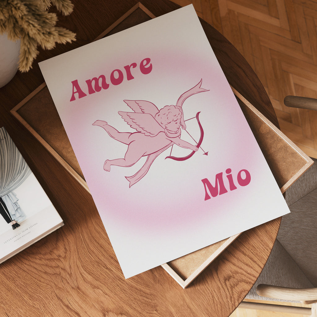 Amore Mio Cupid Poster – poster på vägg inredning