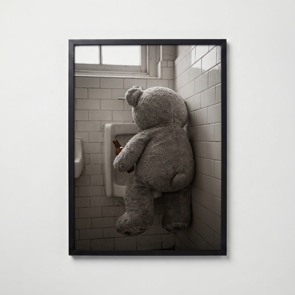Bathroom Teddy Poster – svart ram