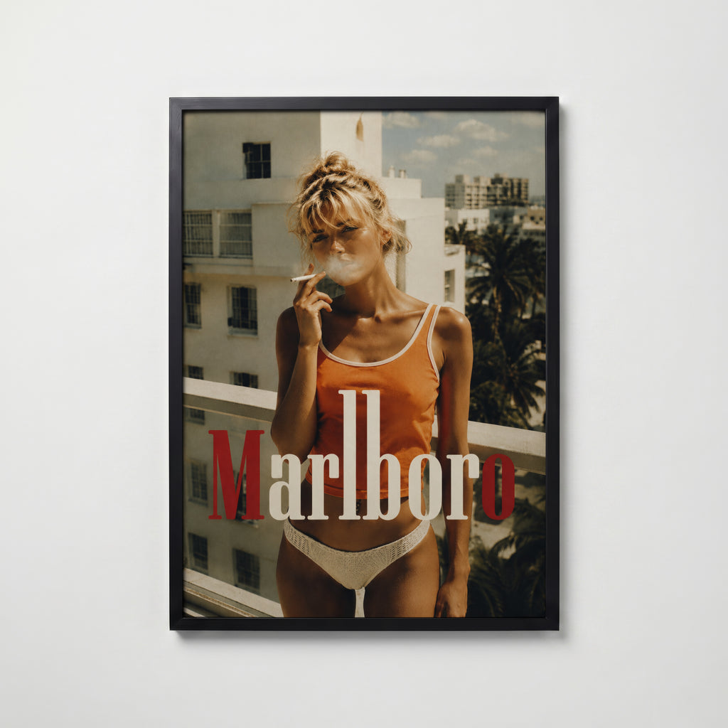 Cherry Smoke Poster – svart ram