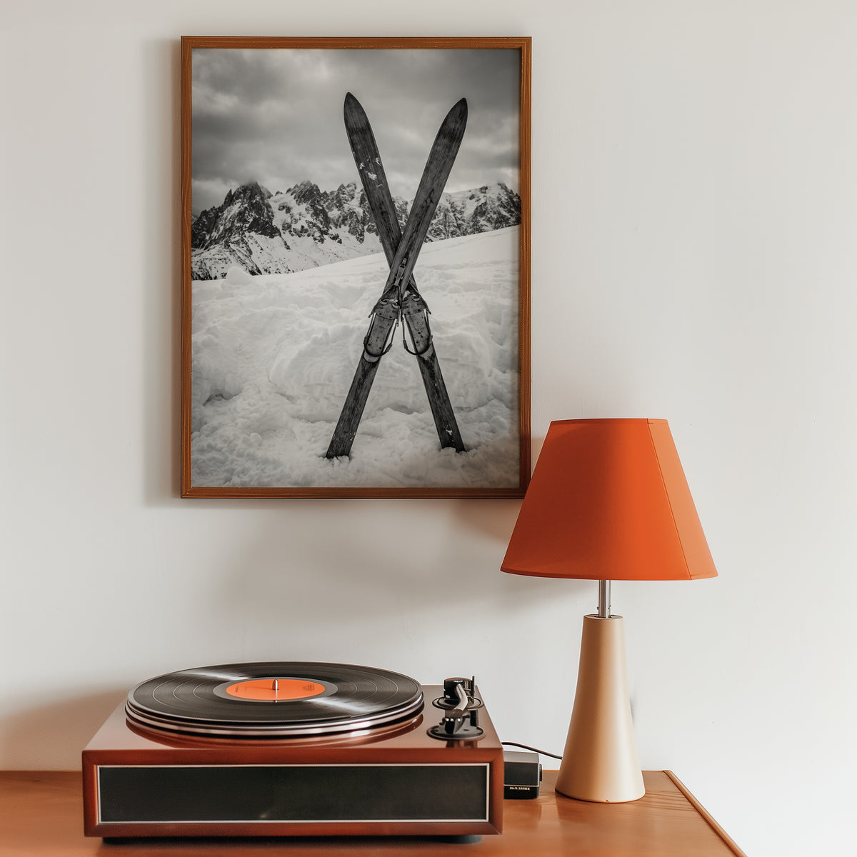 Crossed Skis Poster – i rum 3