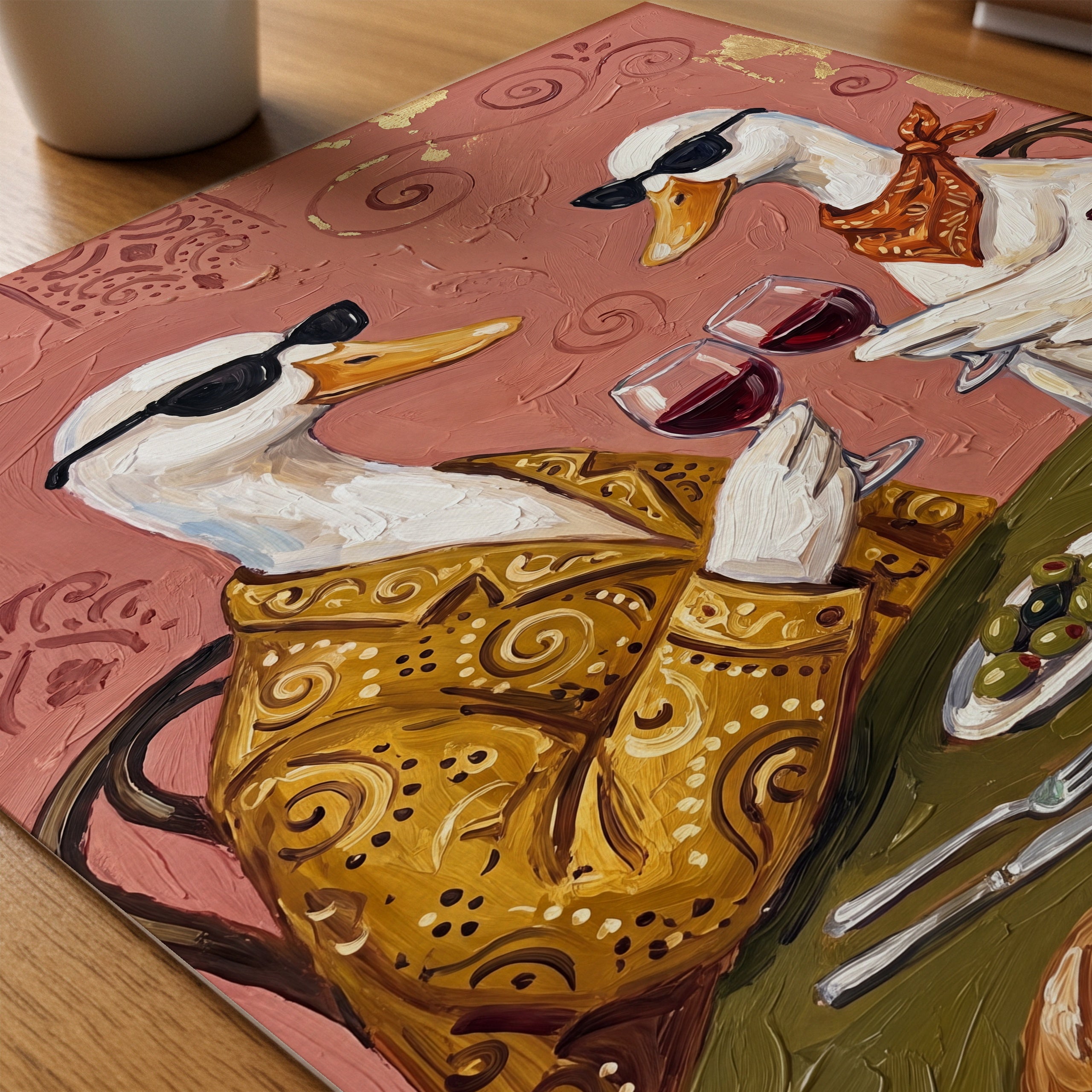 Wine O'Clock Ducks Poster – närbild på papper